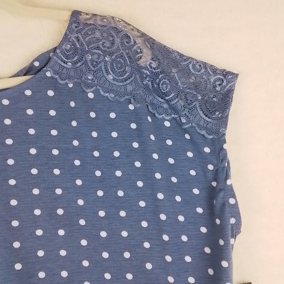 Alison Andrews Plus Size Sleeveless Blouse 3X in Denim Blue w/ Polka Dots - Picture 6 of 12